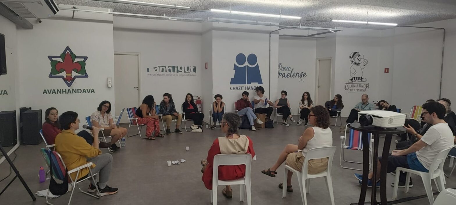 Gaavah participa de exibição de cinedebate sobre vida de Rosely Roth