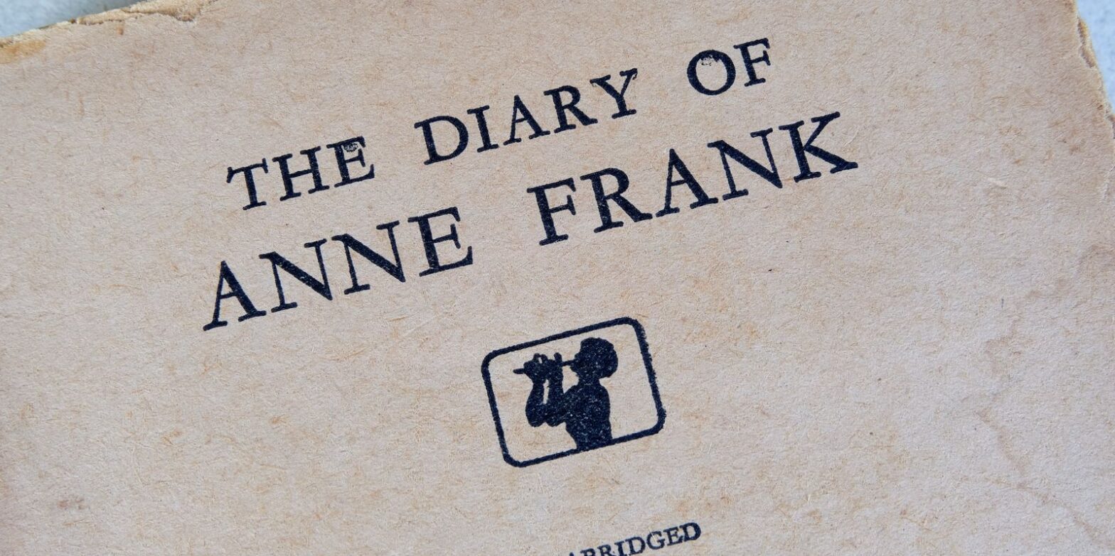 Anne Frank na Bienal: a distância que uma opinião não percorre